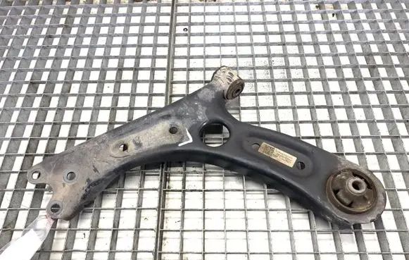 Hyundai i30 Front control arm 54500-G4AA0