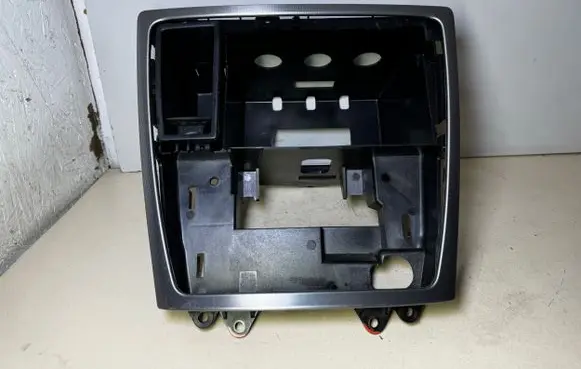 Volvo S60 Radio/GPS head unit trim 30722446 30672107