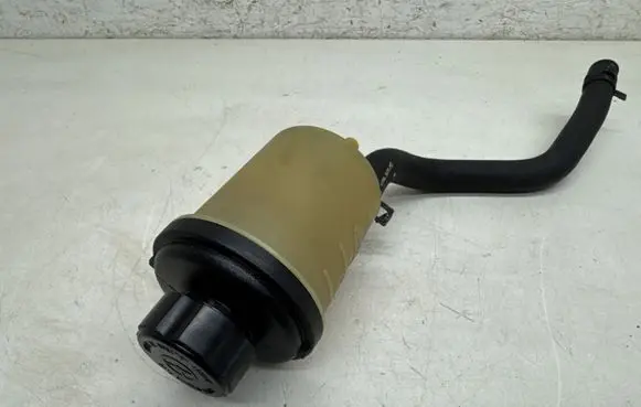 Volvo XC70 Power steering fluid tank/reservoir 6G913R700BC