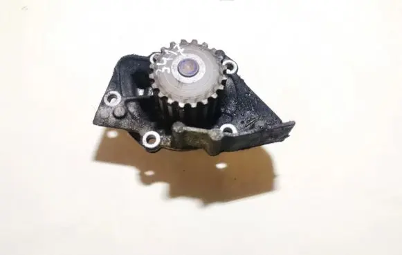 Peugeot Partner Water pump 9630772610