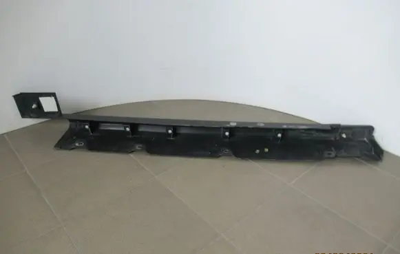 Ford Transit - Tourneo Connect Side skirt rear trim DT11R10154B