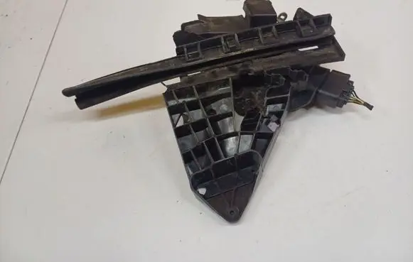 Ford Focus Front door lock 2400000000