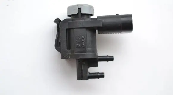 Audi A6 S6 C7 4G Turbo solenoid valve 1K0906283A