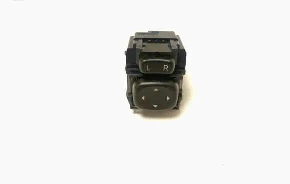 Toyota Avensis T270 Wing mirror switch 