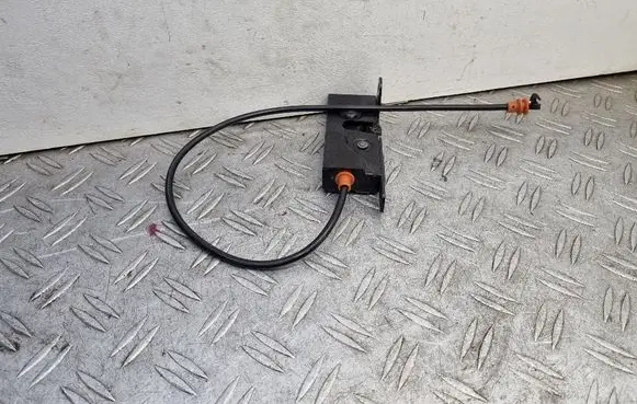 Mini One - Cooper Cabrio R52 Tailgate lock latch 7111465