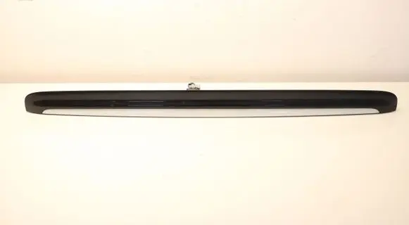 Trunk door license plate light bar