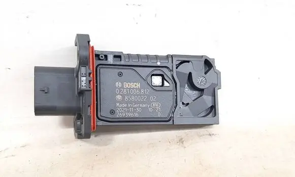 BMW X7 G07 Mass air flow meter 8580022 13628580022