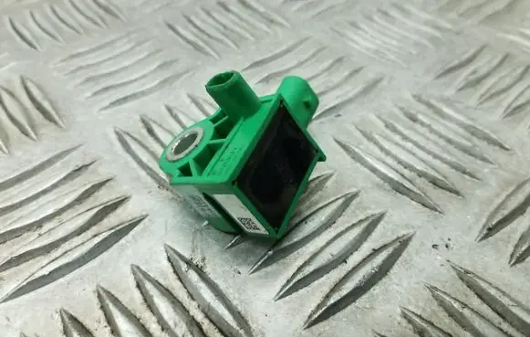 Skoda Yeti (5L) Airbag deployment crash/impact sensor 5K0959351
