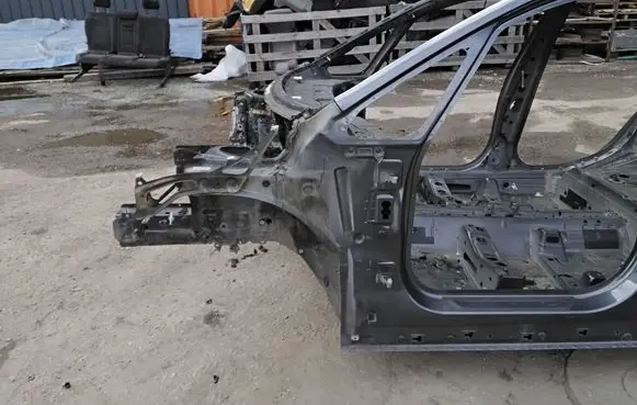BMW 2 F45 Front quarter panel 
