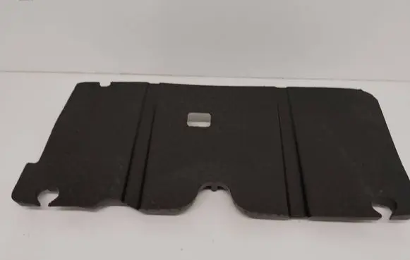 Mercedes-Benz GL X166 Other trunk/boot trim element A1668990196