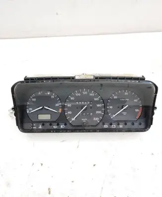 Speedometer (instrument cluster)