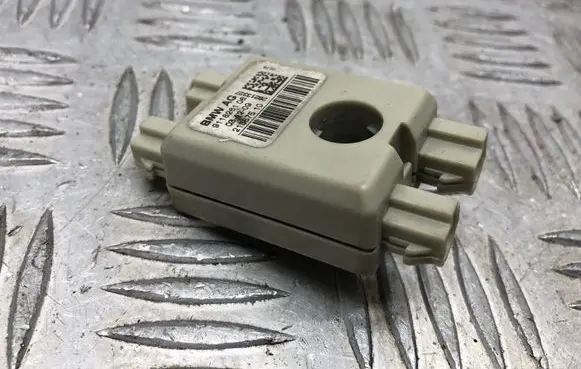 BMW 5 F10 F11 Antenna control unit 9118261 21367510