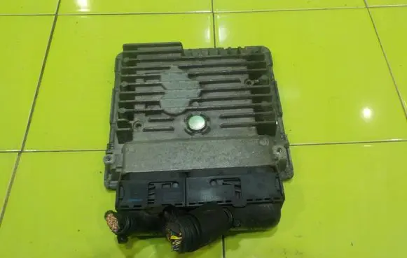 Audi A1 Engine control unit/module 5WP42924AA