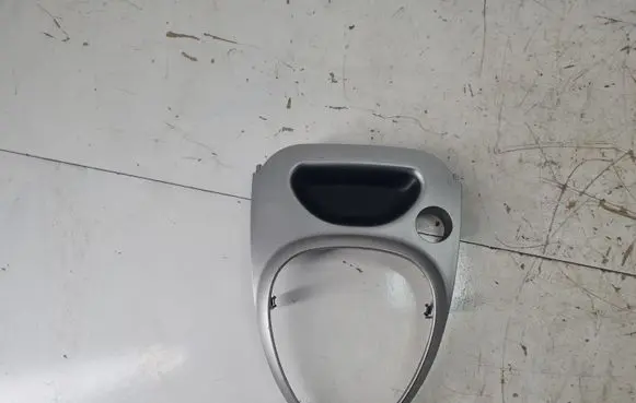 Citroen C5 Gear shifter surround trim plastic 9634425077