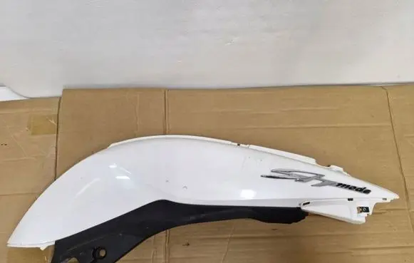 AC 428 Front door coupe wind deflector 