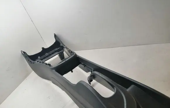 Toyota Yaris Center console 589100D290 589110D340 107058A0