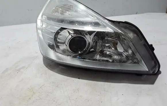Renault Espace - Grand espace IV Headlight/headlamp 260100085R