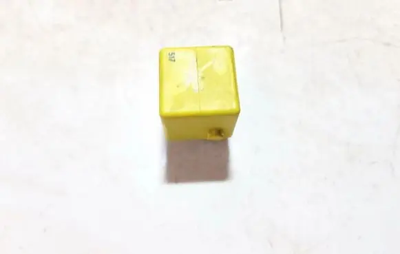 Mercedes-Benz C W202 Other relay 0025421419