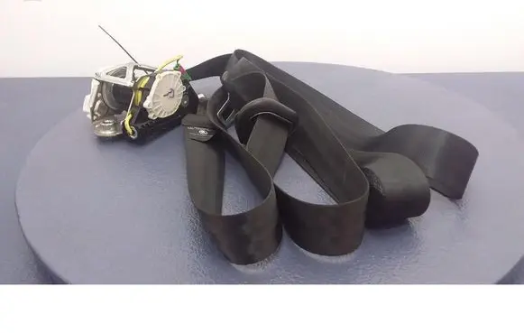 Skoda Fabia Mk2 (5J) Front seatbelt 5J0857702B