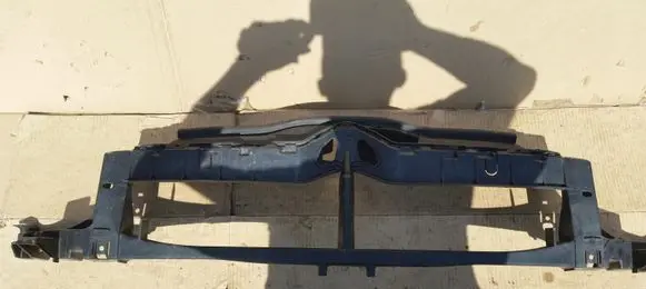 Citroen C4 Grand Picasso Radiator support slam panel