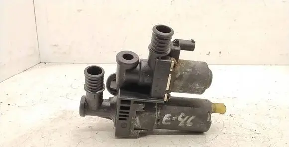 BMW 3 E46 Coolant heater control valve 64118369807 1147412149