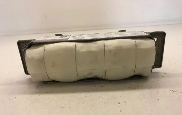 Audi A6 S6 C6 4F Passenger airbag 4F1880204D