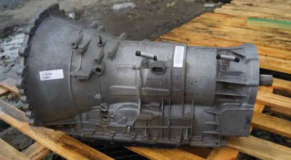 Land Rover Discovery 3 - LR3 Automatic gearbox TGD500460