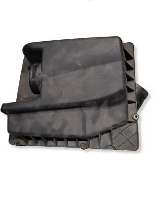 Opel Zafira B Air filter box 