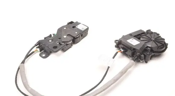 BMW iX3 G08 Tailgate lock latch 7383561