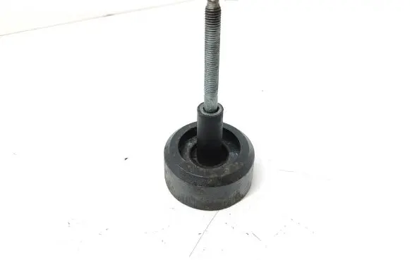 Opel Zafira C Engine mount bracket 13310150