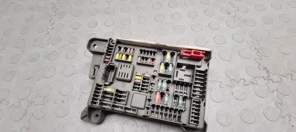 BMW X5 E70 Fuse box set 6931687 518954021A