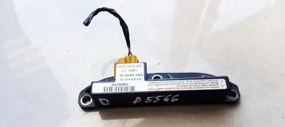 Ford Mondeo MK II Airbag deployment crash/impact sensor 97BG14B342AE 97BG-14B342-AE