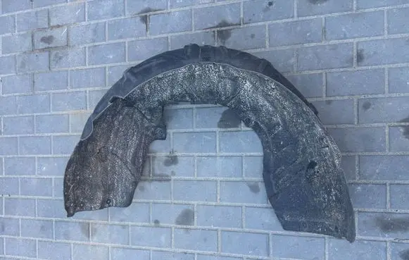 BMW 4 G22 G23 G24 G26 Rear arch 9627874