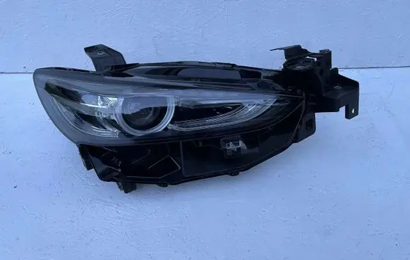 Mazda 6 Headlight/headlamp