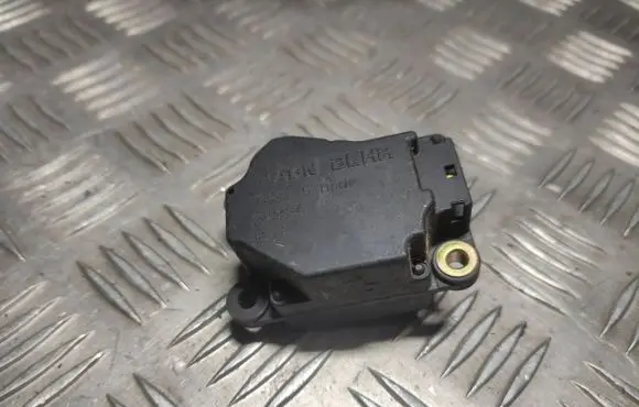 Volvo XC90 Air flap motor/actuator 75622G 200304