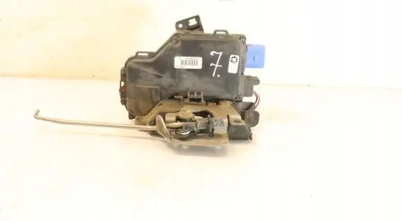 Audi A3 S3 8P Front door lock