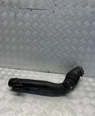Land Rover Evoque I Turbo air intake inlet pipe/hose BJ329C620CB 1075134 75134S