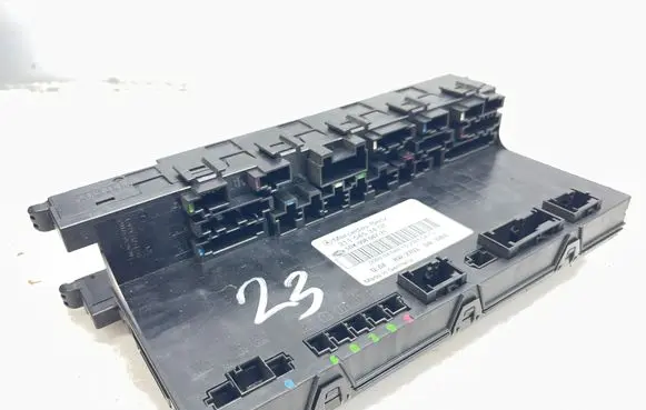 Mercedes-Benz E W211 Fuse module 2115453401 5DK00804721