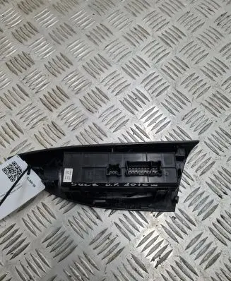 Nissan Juke I F15 Electric window control switch 254011KK5E