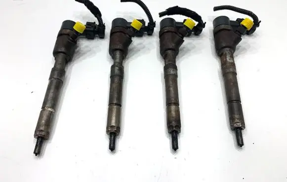 Fiat Fiorino Fuel injectors set 0445110614
