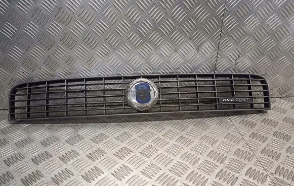 Fiat Grande Punto Front grill 735335775