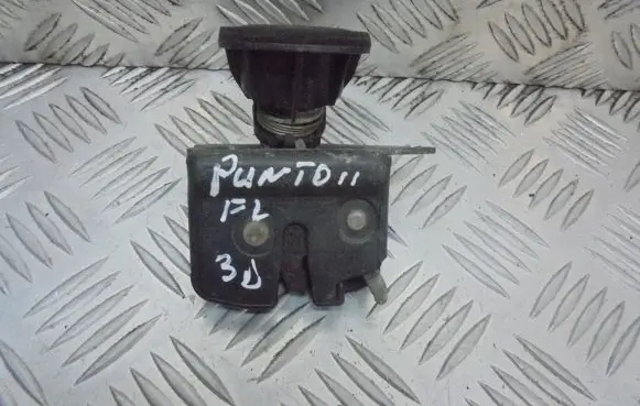 Fiat Punto (188) Tailgate/trunk/boot lock/catch/latch