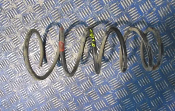 Toyota Yaris Verso Front coil spring