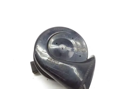 Skoda Fabia Mk1 (6Y) Horn signal E1000209 E10208
