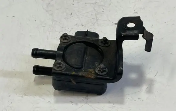 Toyota Avensis T250 Exhaust gas pressure sensor 8948020030