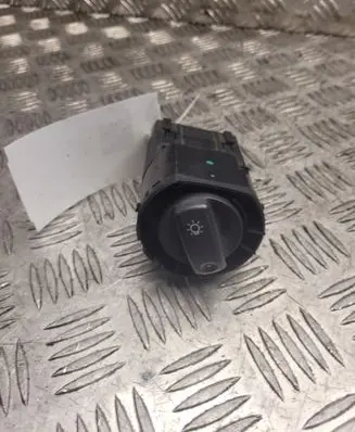 Audi A4 S4 B6 8E 8H Light switch 8E0941531A