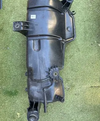 Land Rover Range Rover Evoque L551 AdBlue liquid reservoir K8D25J228AB