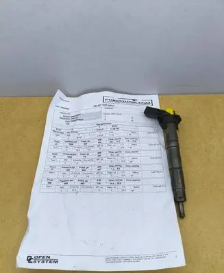 Mercedes-Benz ML W164 Fuel injector A6420700587 0445115 051206