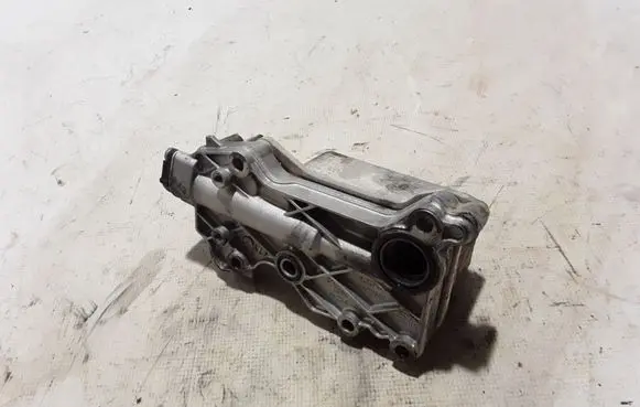 Mercedes-Benz Sprinter W907 W910 Oil filter mounting bracket A6511801165