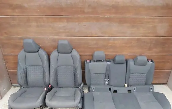Toyota C-HR I Seat set 